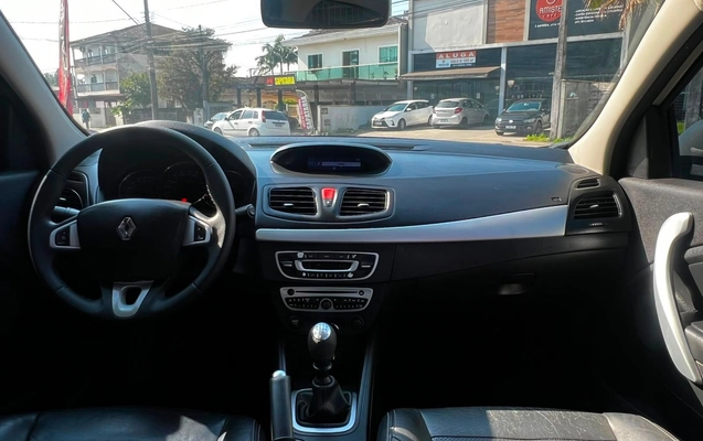 imagem-https://www.socarrao.com.br/sc-vehicle-images-prod/3548444/1788198350084-d898737dac744e1aa0e4f1524fc3a40b_1788198271971.jpg