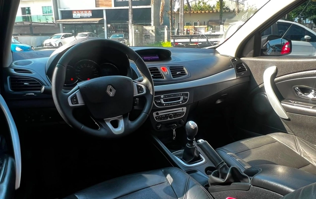 imagem-https://www.socarrao.com.br/sc-vehicle-images-prod/3548444/1788198350087-3e5b7817f4ef42b894b5034f9476f994_1788198271986.jpg