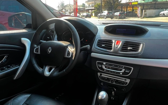 imagem-https://www.socarrao.com.br/sc-vehicle-images-prod/3548444/1788198350092-3735de8529004f46b96a6e8753ad5196_1788198272018.jpg