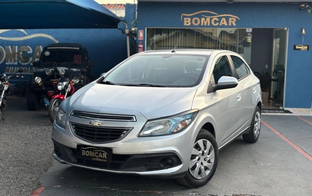 imagem-https://www.socarrao.com.br/sc-vehicle-images-prod/3548696/1789485854873-gb-977a531.jpeg