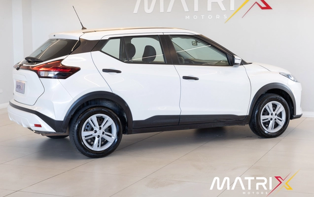 imagem-https://www.socarrao.com.br/sc-vehicle-images-prod/3548731/1788198844098-003_6af26b31dc9bc1fb772de3345d8e4a2c.jpg