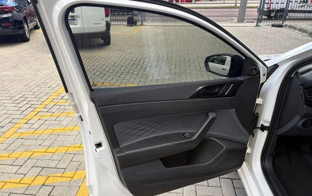 imagem-https://www.socarrao.com.br/sc-vehicle-images-prod/3548754/1789582041380-8428717_4_B_8f13cb1339.jpeg