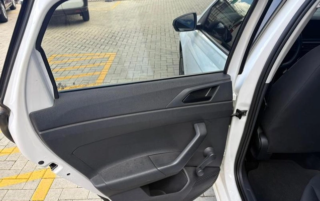 imagem-https://www.socarrao.com.br/sc-vehicle-images-prod/3548754/1789582041383-8428717_5_B_f88e609dfc.jpeg