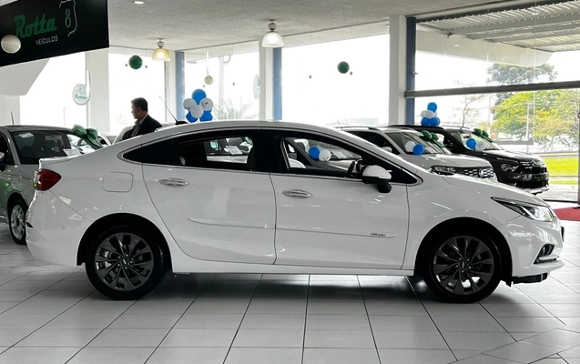 imagem-https://www.socarrao.com.br/sc-vehicle-images-prod/3548775/1788199032064-13_025652.jpg