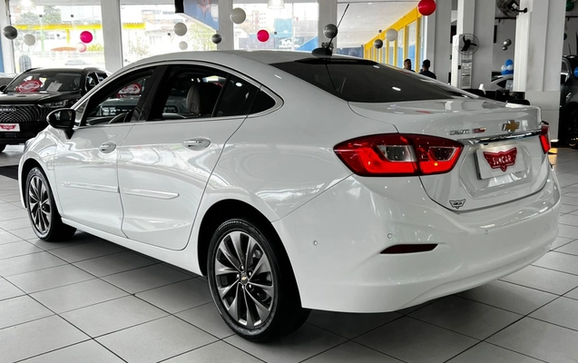 imagem-https://www.socarrao.com.br/sc-vehicle-images-prod/3548775/1788199032070-20_025652.jpg