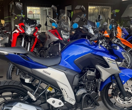 YAMAHA FZ25 250 FAZER FLEX 2020 Azul — foto 1 de 3