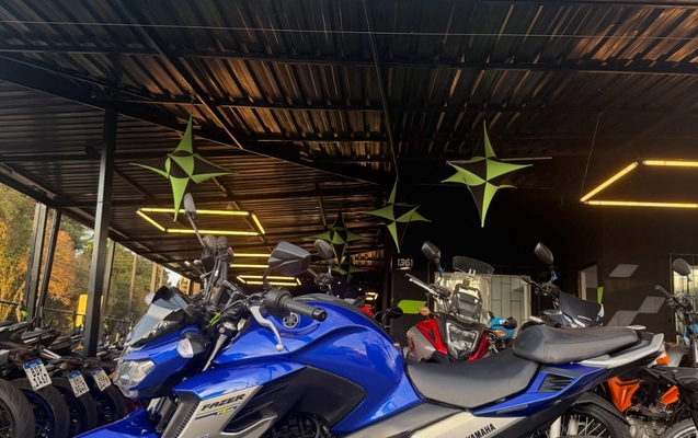 imagem-https://www.socarrao.com.br/sc-vehicle-images-prod/3548995/1788199573855-NzgzNTczMTQwXzE4MTIzMDc0MTQzODQyMjQ4Xzc0MzEzNTcwNDk1MjYwMTcyMzFfbi5qcGc.jpg