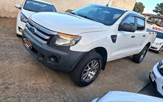 imagem-https://www.socarrao.com.br/sc-vehicle-images-prod/3549157/1788200175106-1_030814.jpg