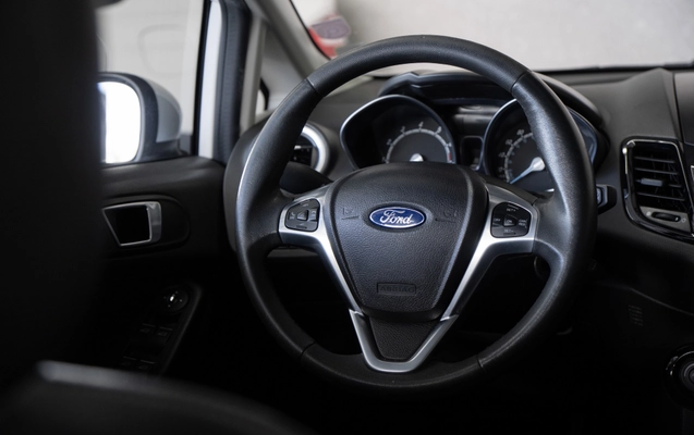 imagem-https://www.socarrao.com.br/sc-vehicle-images-prod/3549250/1788501091534-85245211-ff32-4fc2-8cd6-cb48e8208724.jpg