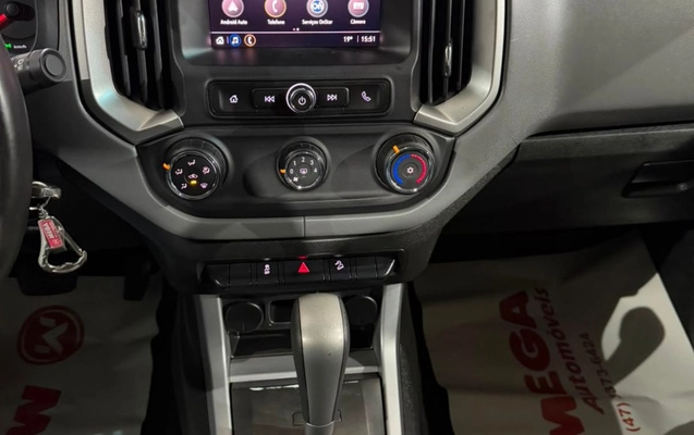 imagem-https://www.socarrao.com.br/sc-vehicle-images-prod/3549297/1788803574904-7b4410b4090e438dbd89ad0e16aef1c5_1788200135764.jpg