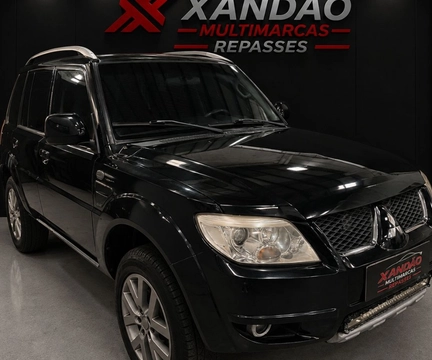 Mitsubishi Pajero TR4 2011 Preto — foto 1 de 3