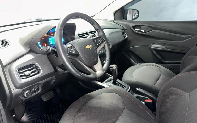imagem-https://www.socarrao.com.br/sc-vehicle-images-prod/3549307/1790081931918-8433404_15_B_4f211bb486.jpeg