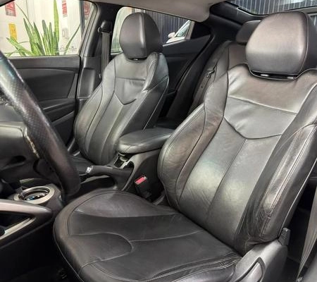 imagem-https://www.socarrao.com.br/sc-vehicle-images-prod/3549632/1789399958205-8418328_6_B_b41753bb59.jpeg