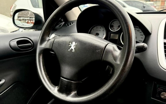 imagem-https://www.socarrao.com.br/sc-vehicle-images-prod/3550012/1789676983529-8435070_0_B_9a282cbf44.jpeg