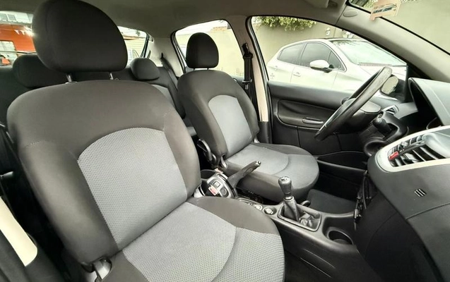 imagem-https://www.socarrao.com.br/sc-vehicle-images-prod/3550012/1789676983534-8435070_0_B_78fae573d6.jpeg