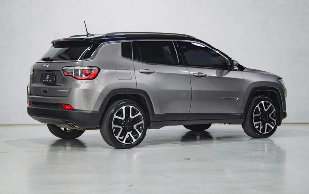 imagem-https://www.socarrao.com.br/sc-vehicle-images-prod/3550154/1788201964280-4feaea11-0506-4a34-902e-ec0faf8b00b7.jpg