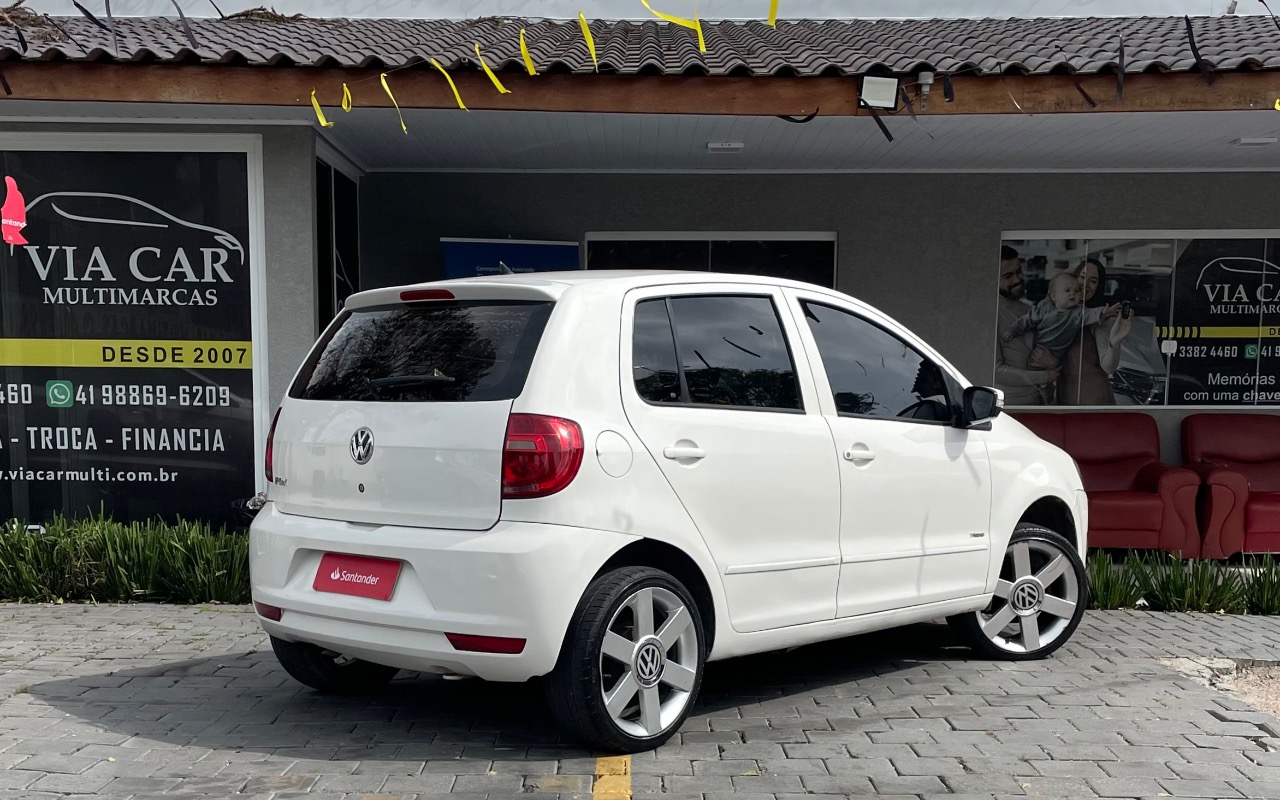 Volkswagen Fox 1.0 Mi Total Flex 8V 5P - foto 2