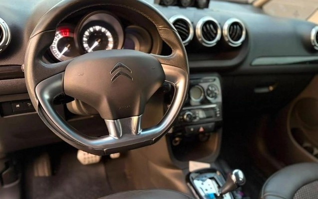 imagem-https://www.socarrao.com.br/sc-vehicle-images-prod/3550472/1789593203991-8435338_10_B_949ea119e8.jpeg