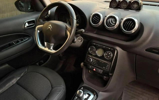 imagem-https://www.socarrao.com.br/sc-vehicle-images-prod/3550472/1789593203994-8435338_10_B_f39efea1d7.jpeg