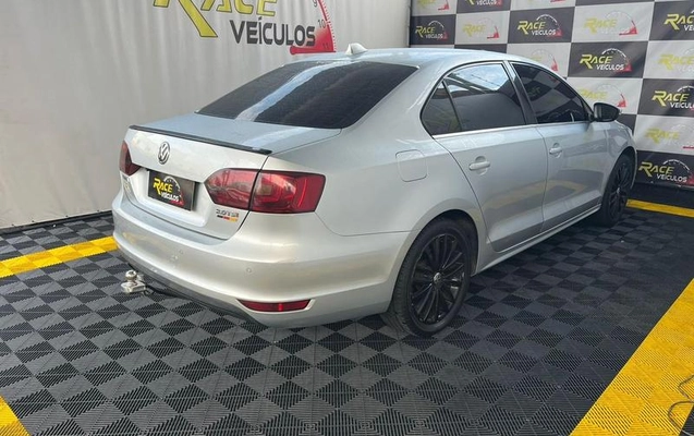 imagem-https://www.socarrao.com.br/sc-vehicle-images-prod/3550477/1789170325971-8214095_4_B_3a4817ae4f.jpeg