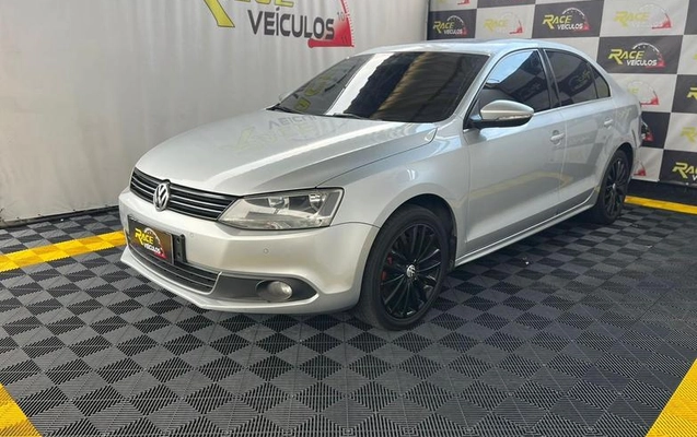 imagem-https://www.socarrao.com.br/sc-vehicle-images-prod/3550477/1789170325972-8214095_6_B_50be21f1ea.jpeg