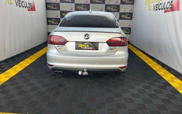 imagem-https://www.socarrao.com.br/sc-vehicle-images-prod/3550477/1789170325974-8214095_7_B_6b1b2a8ec8.jpeg