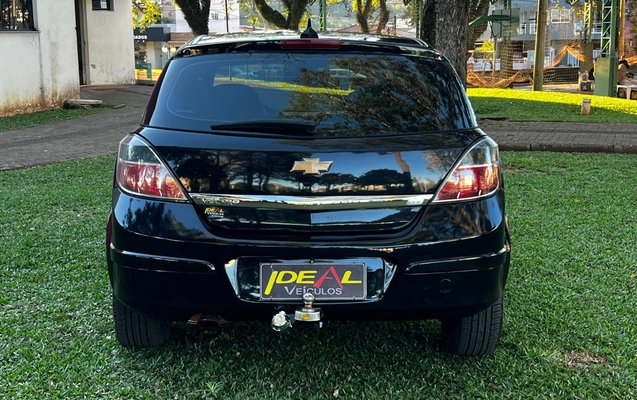 imagem-https://www.socarrao.com.br/sc-vehicle-images-prod/3550499/1788202904043-3489005171204c71bd0058f73a924928_1788202772221.jpg