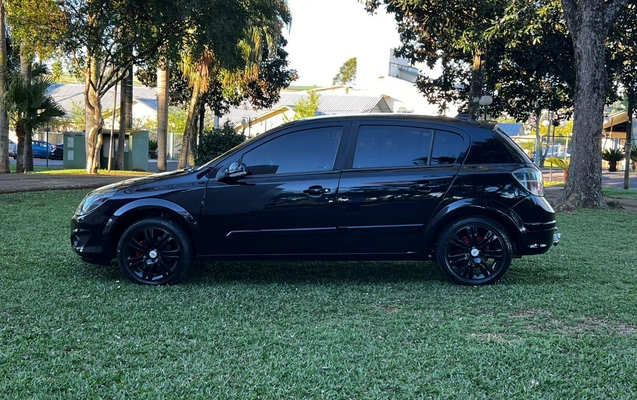 imagem-https://www.socarrao.com.br/sc-vehicle-images-prod/3550499/1788202904045-a1a35873445f40d695442229c10b384c_1788202772230.jpg