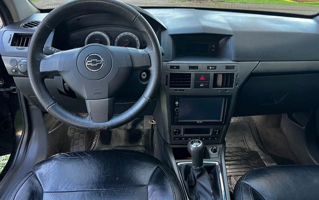 imagem-https://www.socarrao.com.br/sc-vehicle-images-prod/3550499/1788202904047-c07ed97e769741018647ef10db0820b8_1788202772240.jpg