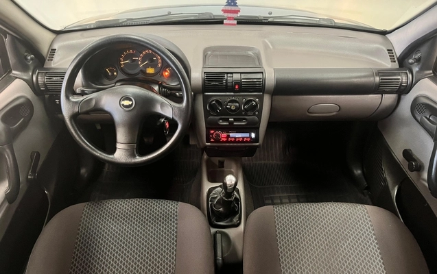 imagem-https://www.socarrao.com.br/sc-vehicle-images-prod/3550538/1789135784166-EKpEqUmHISFFpVxGKZKoqvkhY8OEU9Cd.jpg