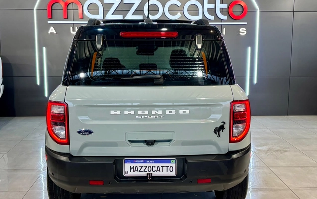 imagem-https://www.socarrao.com.br/sc-vehicle-images-prod/3550557/1788203185180-003_772328bba142d59e06c404fb052cd74e.jpeg