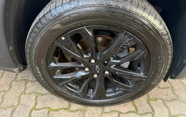imagem-https://www.socarrao.com.br/sc-vehicle-images-prod/3550851/1788528926109-16zF3GoKTRGhzZFRjNVIlK6W63KDiMzn.jpg