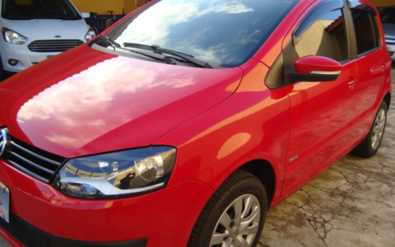 Volkswagen Fox 2013 Vermelho — foto 1 de 3
