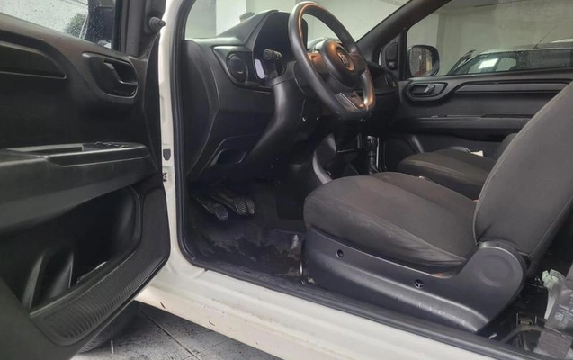 imagem-https://www.socarrao.com.br/sc-vehicle-images-prod/3550959/1788958654165-8435633_8_B_e8547f4655.jpeg