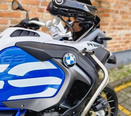 imagem-https://www.socarrao.com.br/sc-vehicle-images-prod/3551262/1789148770893-8435771_2_B_0f058d56a5.jpeg