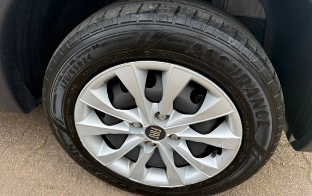 imagem-https://www.socarrao.com.br/sc-vehicle-images-prod/3551300/1788529926000-YKyaYOSmFpVSYZh8iyZgTVeiH02dhJDZ.jpg