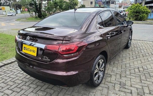 imagem-https://www.socarrao.com.br/sc-vehicle-images-prod/3551488/1788206002644-V2hhdHNBcHAgSW1hZ2UgMjAyNi0wOC0zMSBhdCAwOS4xNy4zMyAoMSkuanBlZw.jpeg