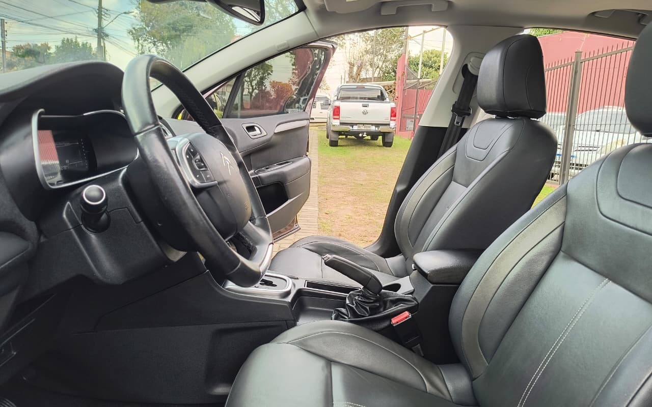 imagem-https://www.socarrao.com.br/sc-vehicle-images-prod/3551488/1788206003125-V2hhdHNBcHAgSW1hZ2UgMjAyNi0wOC0zMSBhdCAwOS4xNy4zNS5qcGVn.jpeg