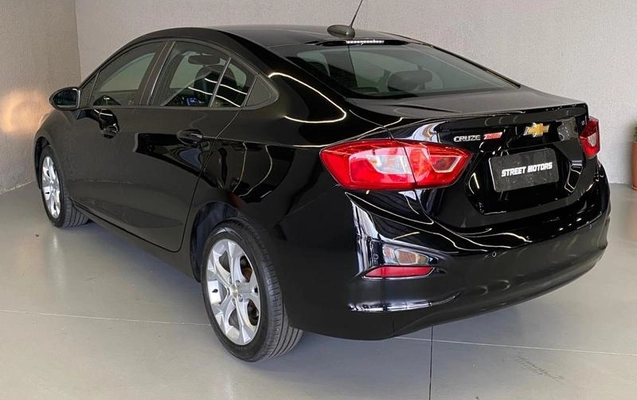 imagem-https://www.socarrao.com.br/sc-vehicle-images-prod/3551906/1789484503257-8429041_1_B_10c73fe19a.jpeg