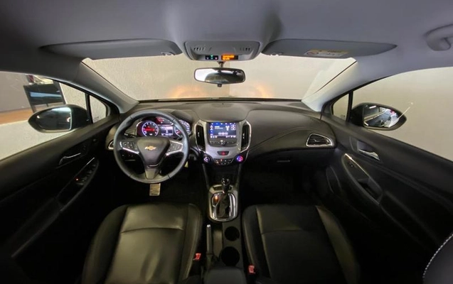 imagem-https://www.socarrao.com.br/sc-vehicle-images-prod/3551906/1789484503263-8429041_8_B_02ede04172.jpeg
