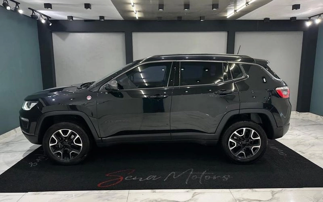 imagem-https://www.socarrao.com.br/sc-vehicle-images-prod/3551928/1789662699290-8433299_7_B_4a53538b48.jpeg