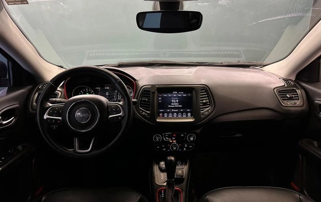 imagem-https://www.socarrao.com.br/sc-vehicle-images-prod/3551928/1789662699302-8433299_14_B_057b2792ef.jpeg