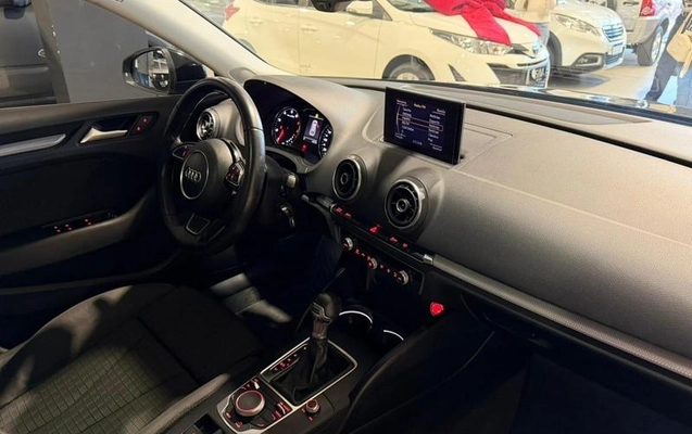 imagem-https://www.socarrao.com.br/sc-vehicle-images-prod/3552016/1788543403543-8433333_9_B_5cfa7b0bde.jpeg