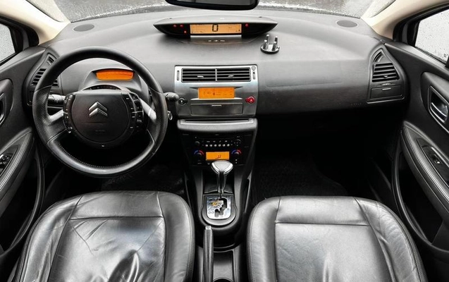 imagem-https://www.socarrao.com.br/sc-vehicle-images-prod/3552050/1789048622642-8434944_19_B_330080599e.jpeg