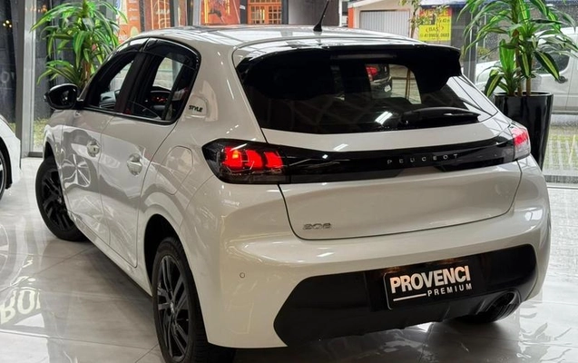 imagem-https://www.socarrao.com.br/sc-vehicle-images-prod/3552093/1788378082336-8433235_6_B_5ca8dfd3fc.jpeg