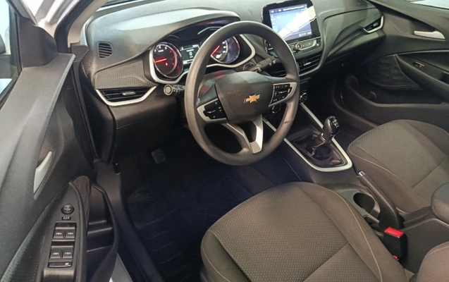 imagem-https://www.socarrao.com.br/sc-vehicle-images-prod/3552153/1788984989429-SwvMJWbdQtJZMkHLiRWdhCOx8NcIeMVZ.jpg