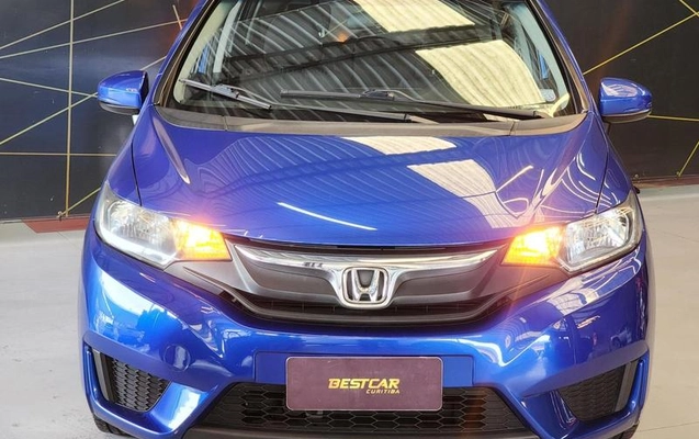 imagem-https://www.socarrao.com.br/sc-vehicle-images-prod/3552436/1789397215059-8434457_1_B_af9ec37bd5.jpeg