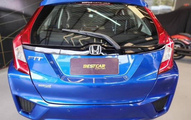 imagem-https://www.socarrao.com.br/sc-vehicle-images-prod/3552436/1789397215067-8434457_10_B_4cbdce095d.jpeg