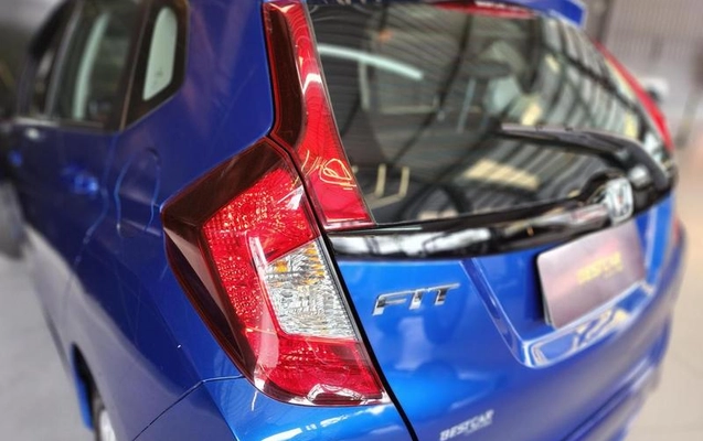 imagem-https://www.socarrao.com.br/sc-vehicle-images-prod/3552436/1789397215079-8434457_9_B_a75cef4727.jpeg