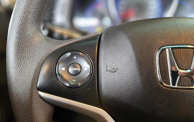 imagem-https://www.socarrao.com.br/sc-vehicle-images-prod/3552436/1789397215081-8434457_19_B_5ba659ab18.jpeg